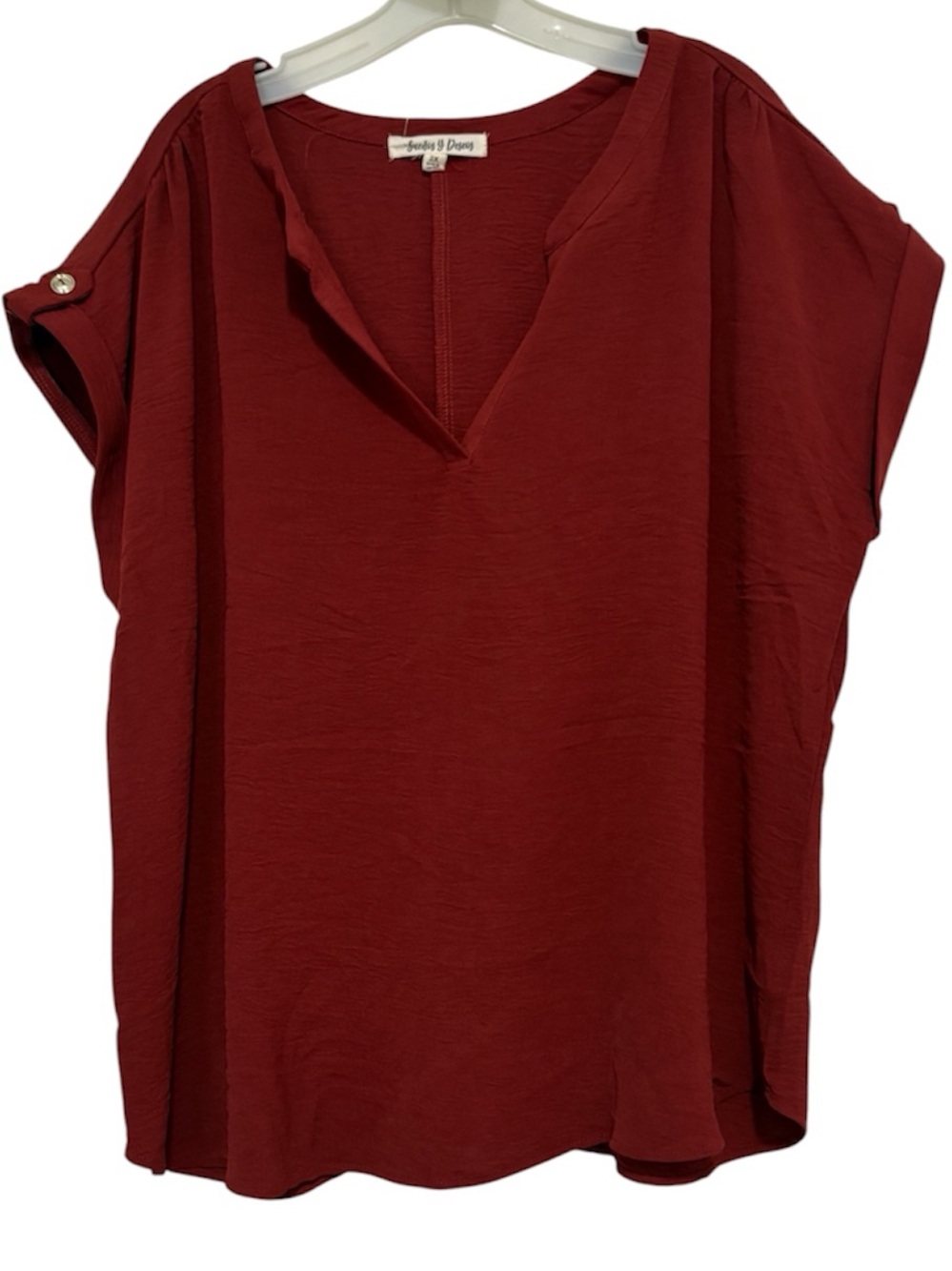 Sueños y Deseos NWT Deep Red V-Neck Short Sleeve Blouse
